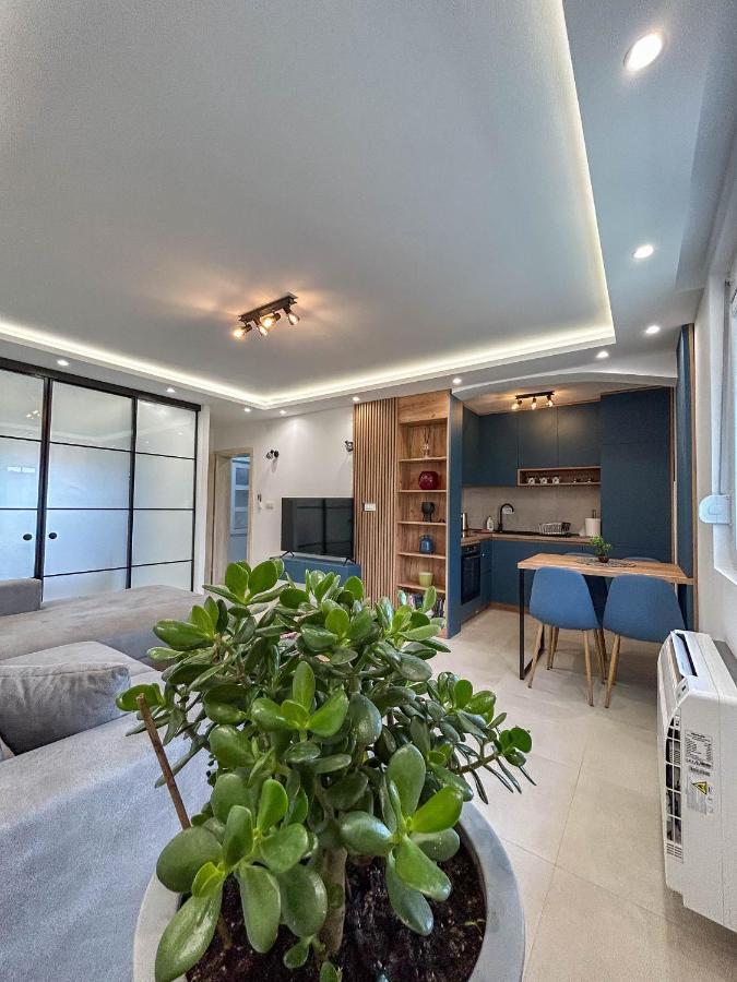 Sunrise Apartment โกตอร์ ภายนอก รูปภาพ